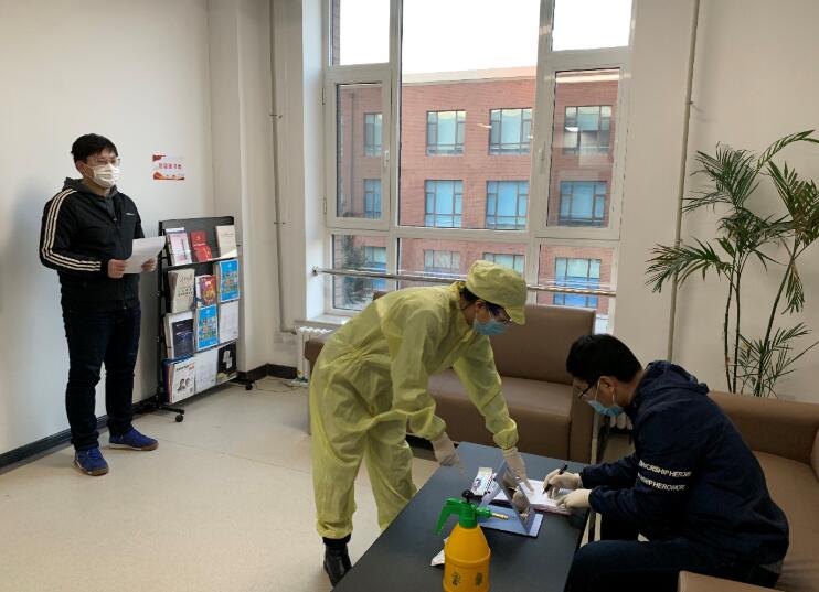 长光华大党支部组织员工进行新型冠状病毒 核酸检测确保复工安全